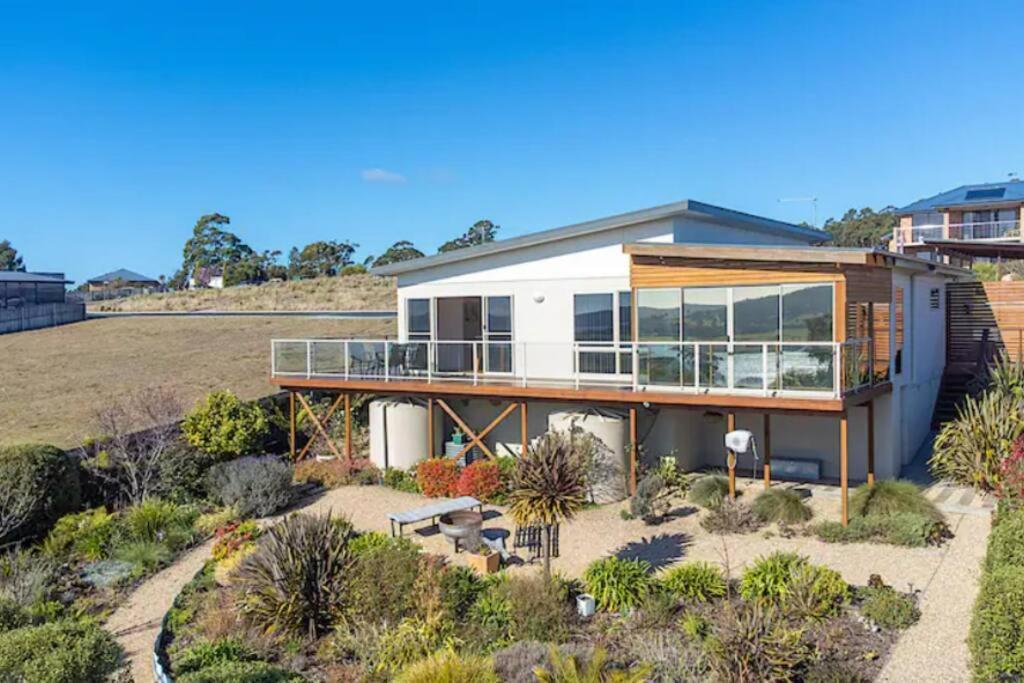 Windbourne House The Ultimate Base Villa St Helens Exteriör bild